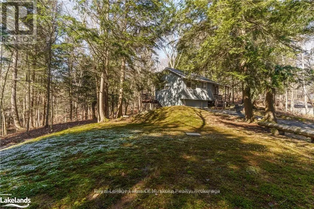 32 MAPLE LEAF DRIVE
