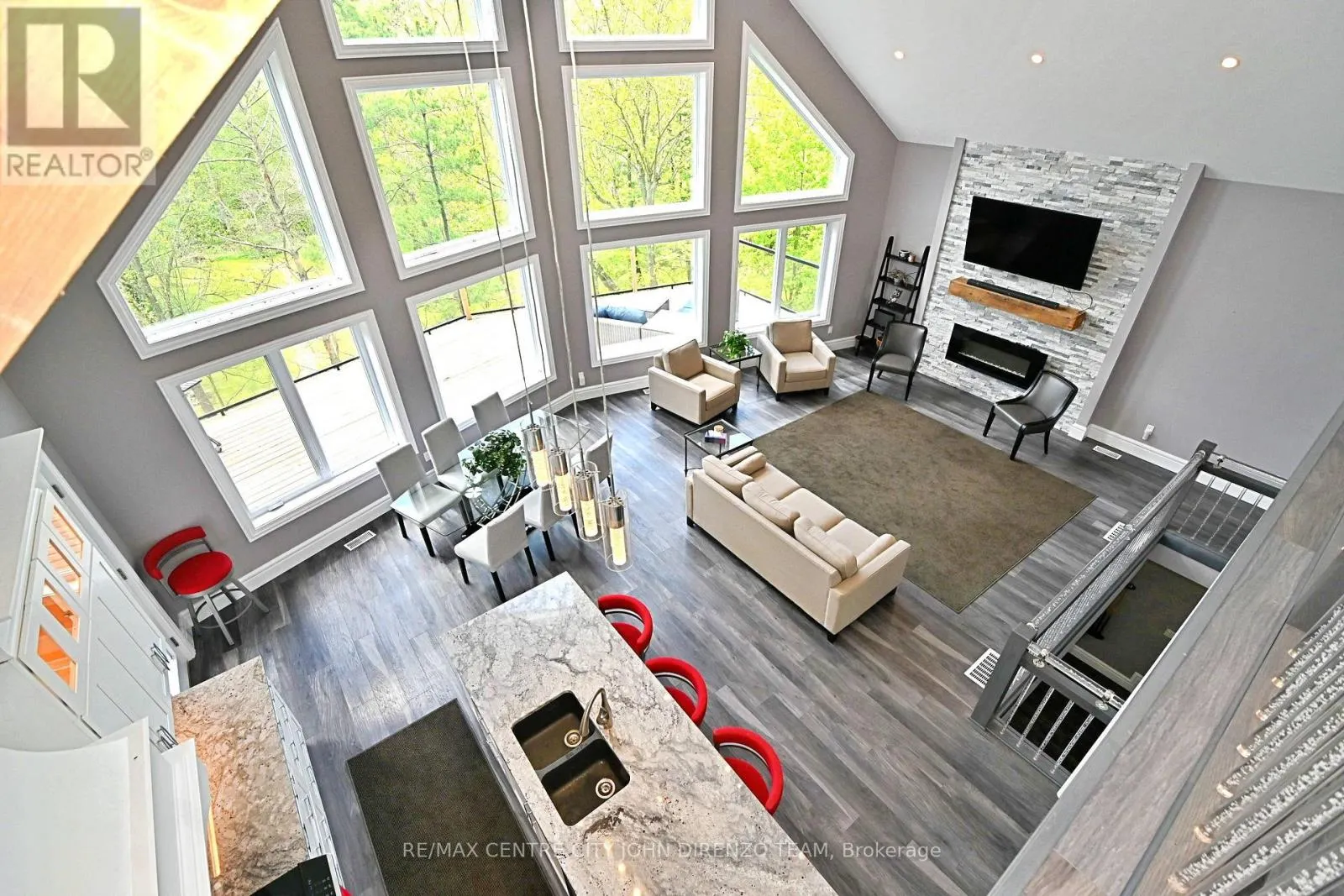 6 WOODLAND ROAD