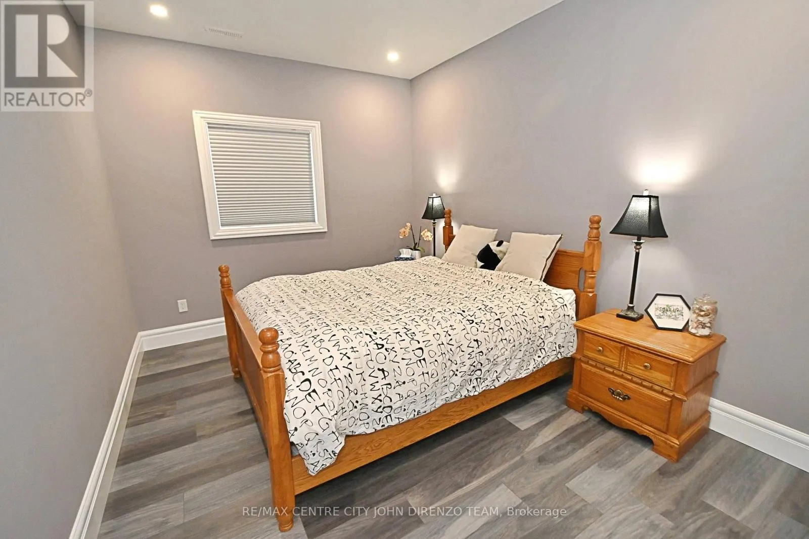 6 WOODLAND ROAD