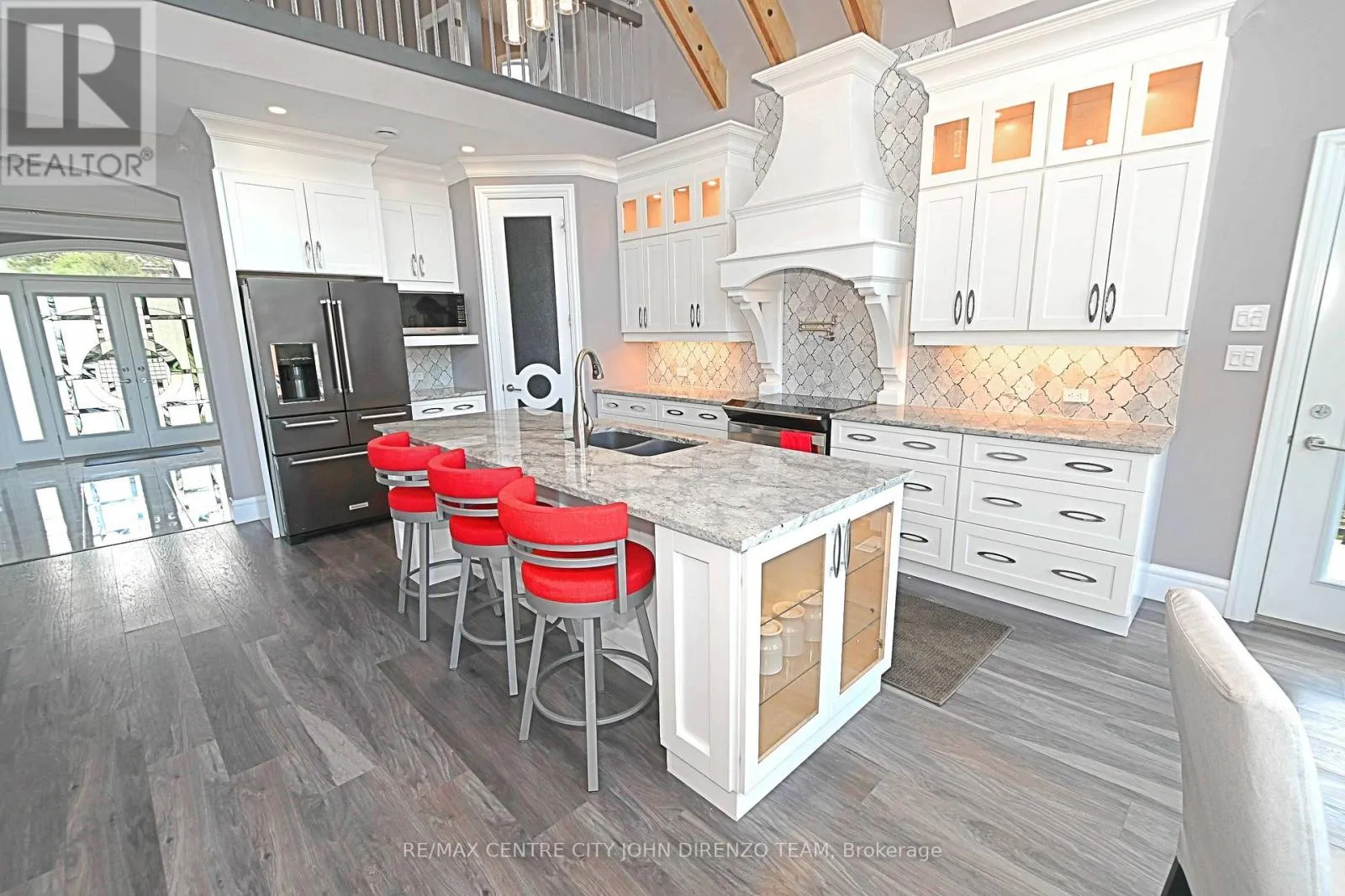 6 WOODLAND ROAD