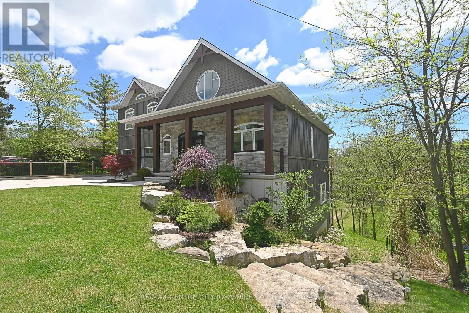 6 WOODLAND ROAD