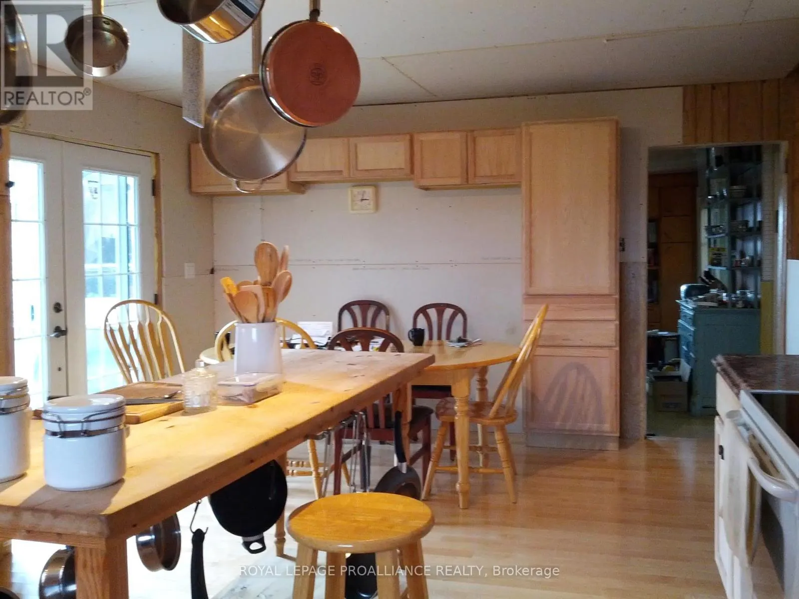 2432 B COUNTY 8 ROAD S