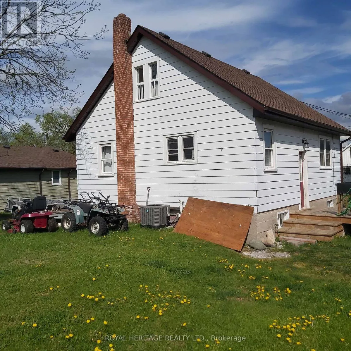 72 HELEN STREET