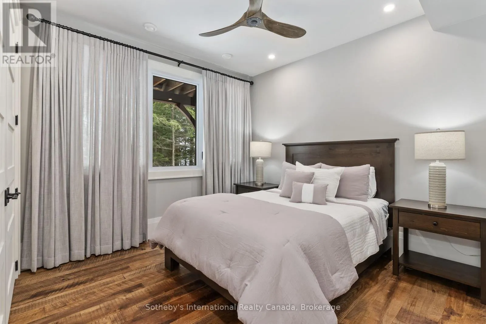 4A - 1316 EAST BAY ROAD, #4A