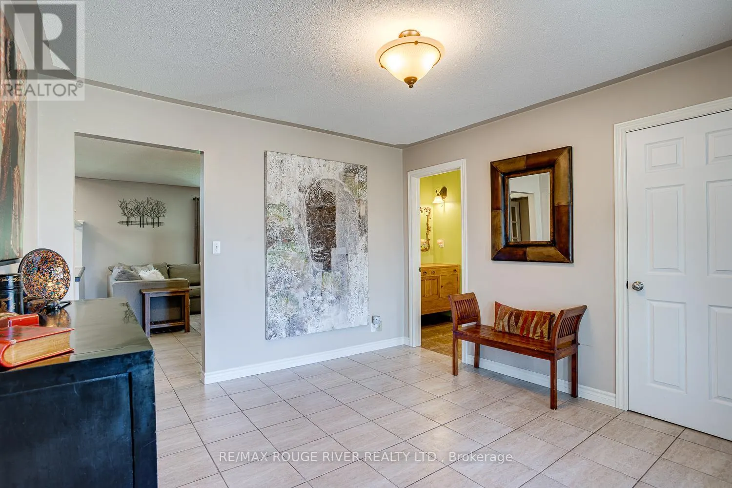 10 LAKEVIEW HEIGHTS
