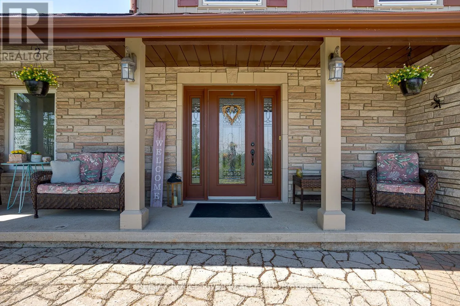 10 LAKEVIEW HEIGHTS