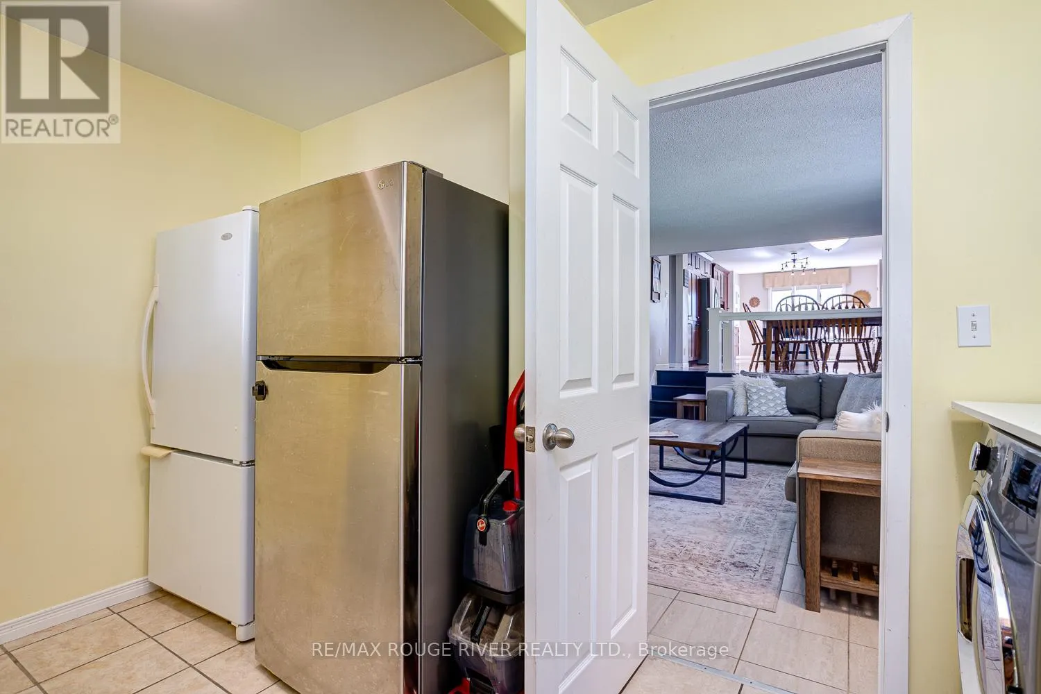 10 LAKEVIEW HEIGHTS