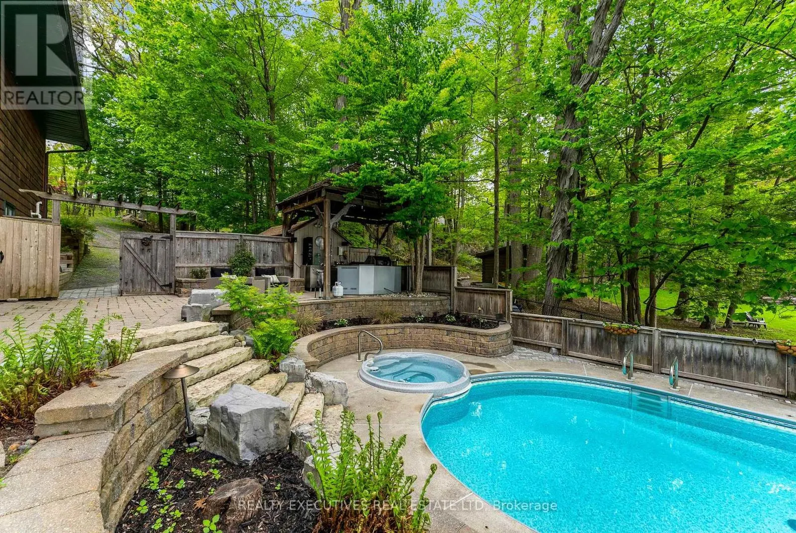 106 BLACK SNAKE LANE N