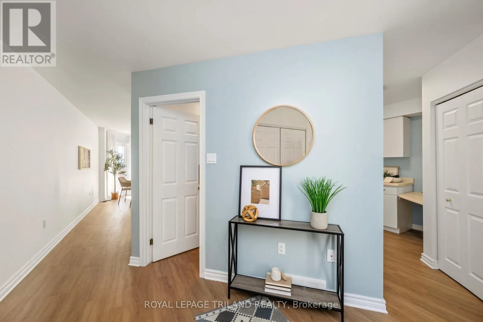 3 - 374 EDITH CAVELL BOULEVARD, #3