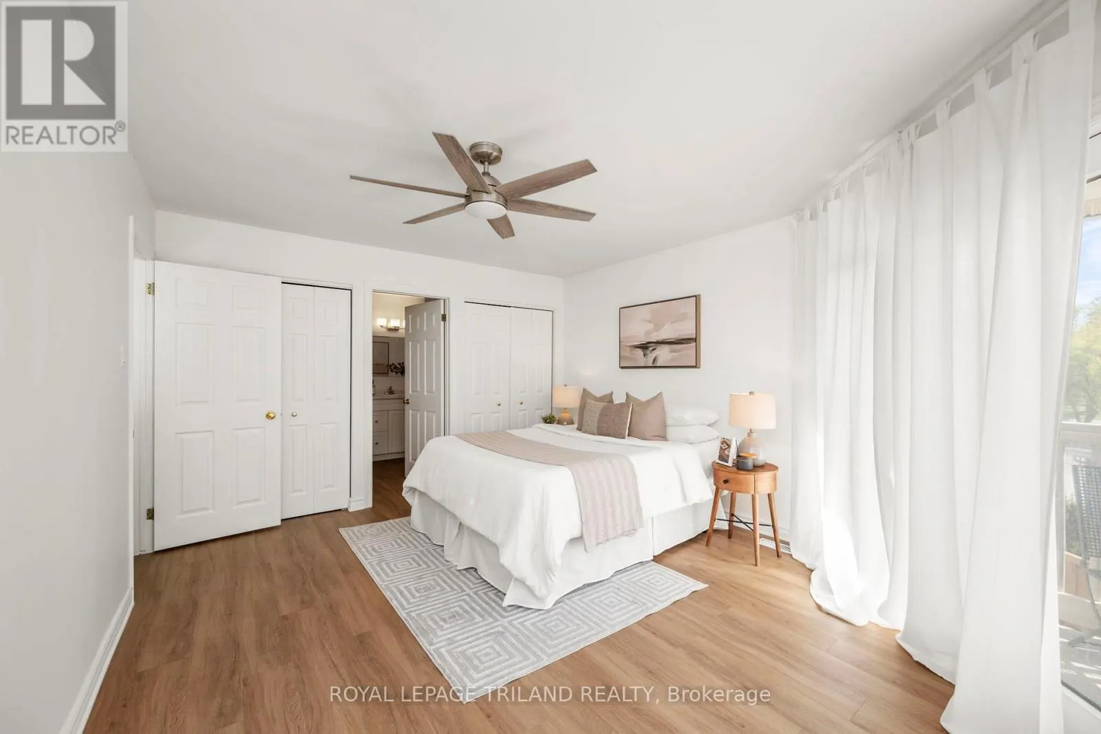 3 - 374 EDITH CAVELL BOULEVARD, #3
