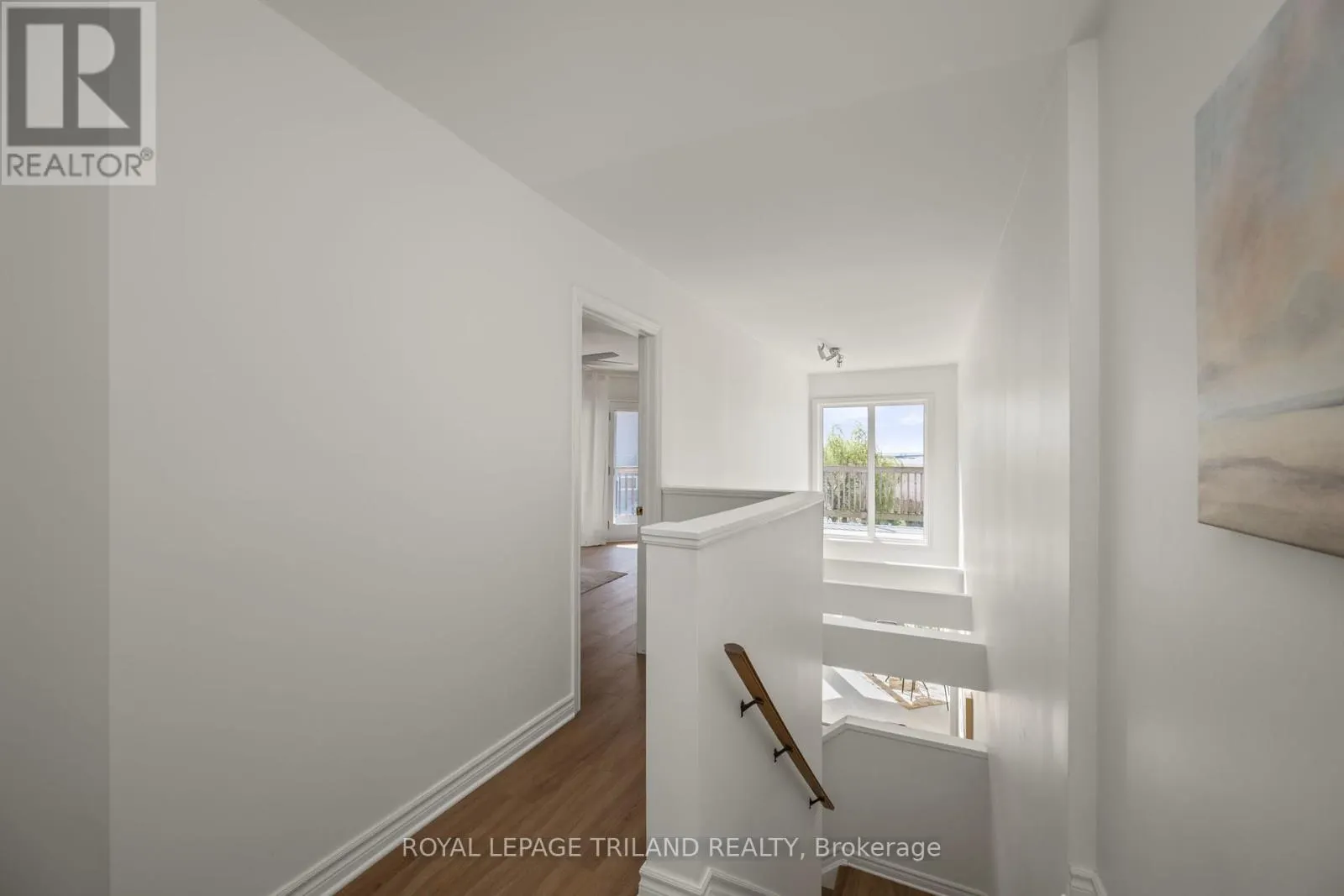 3 - 374 EDITH CAVELL BOULEVARD, #3