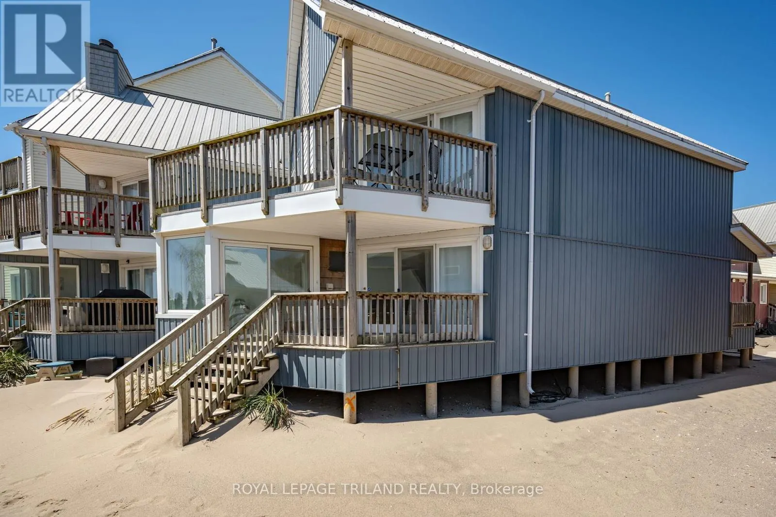 3 - 374 EDITH CAVELL BOULEVARD, #3