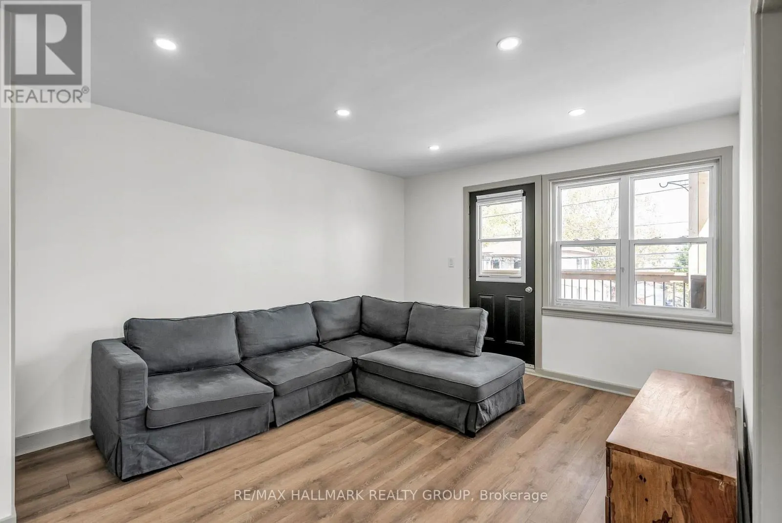 334-336 ELEVENTH STREET E