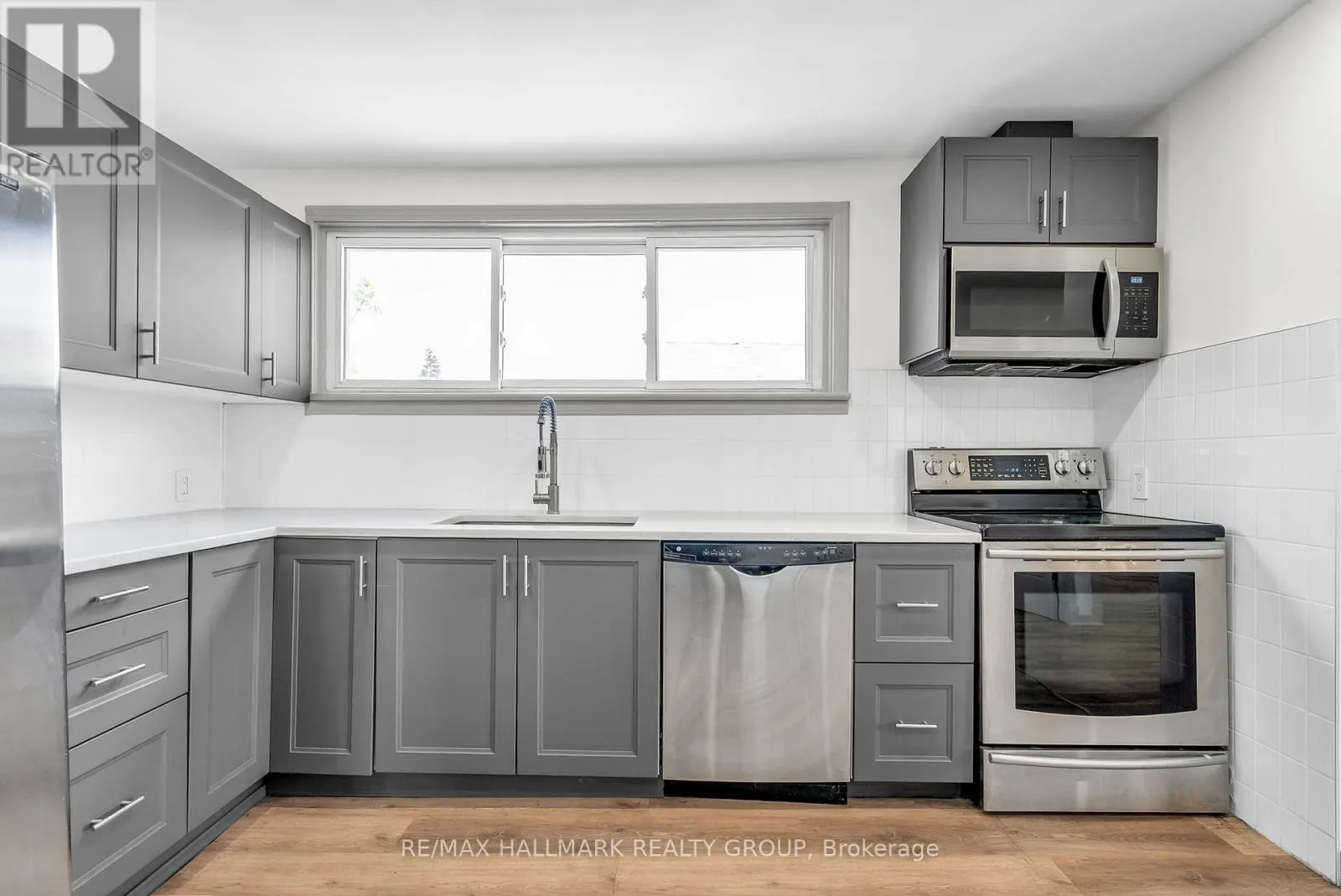 334-336 ELEVENTH STREET E