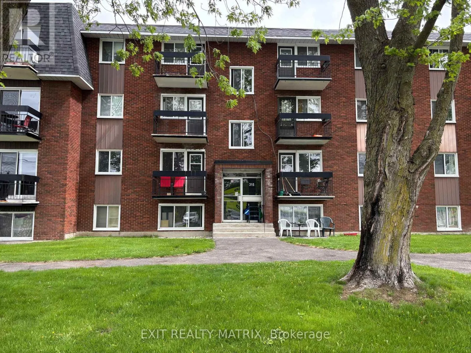 2006 - 315 SPENCE AVENUE