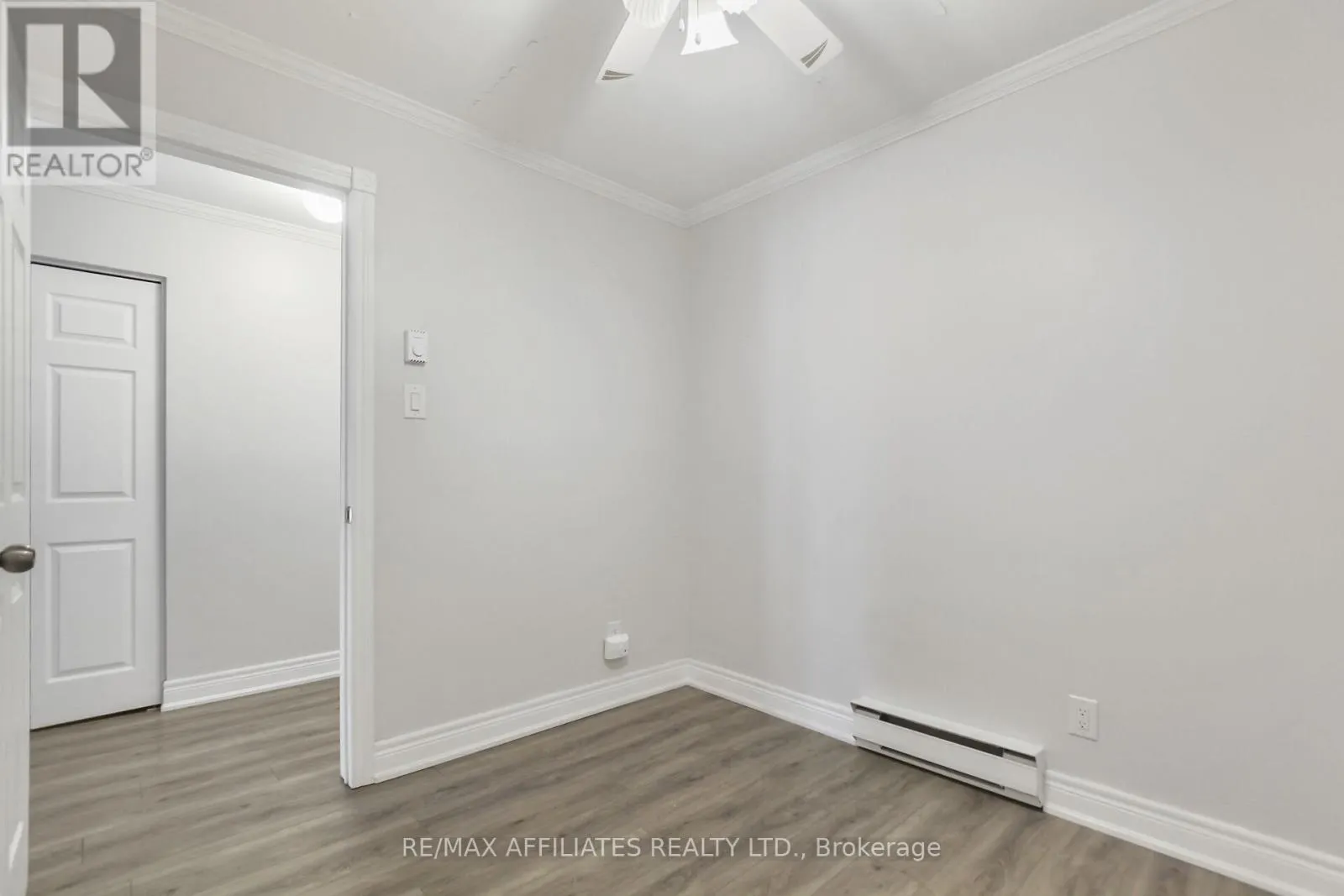 #1 - 160 BRUYERE STREET