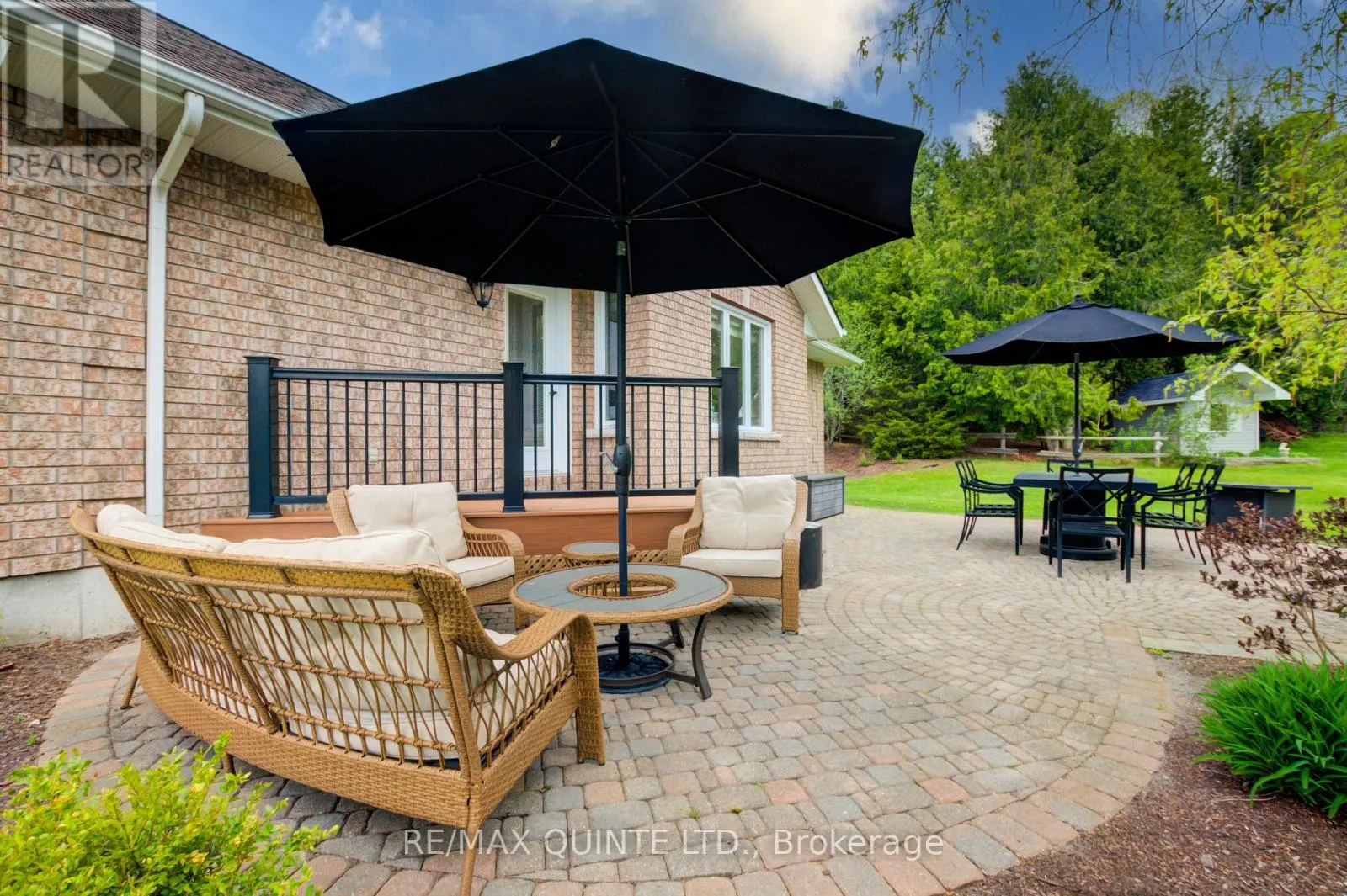 38 OAKRIDGE DRIVE