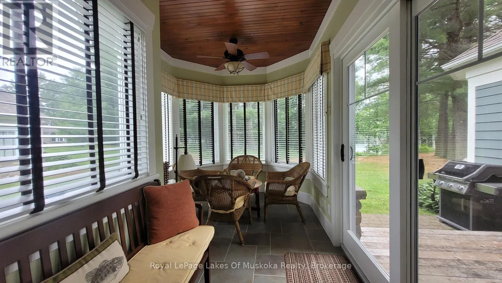 V 9 W 5 - 1020 BIRCH GLEN ROAD, #V 9 W 5