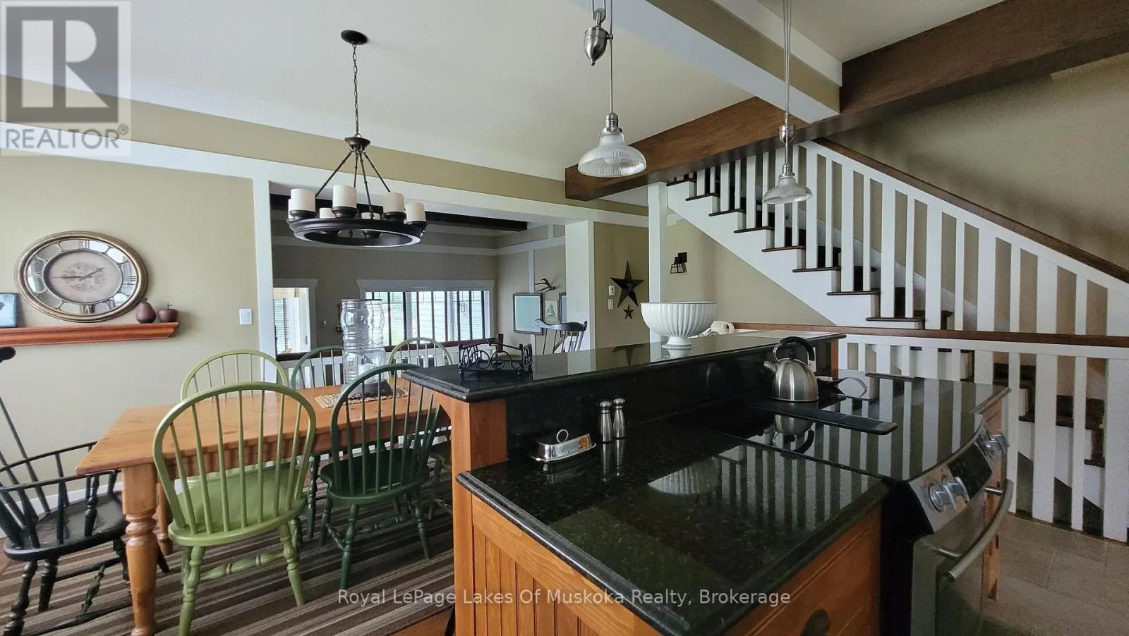 V 9 W 5 - 1020 BIRCH GLEN ROAD, #V 9 W 5