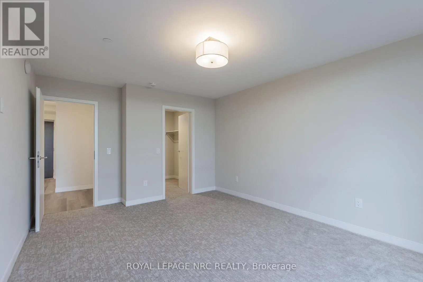 602 - 118 WEST STREET, #602