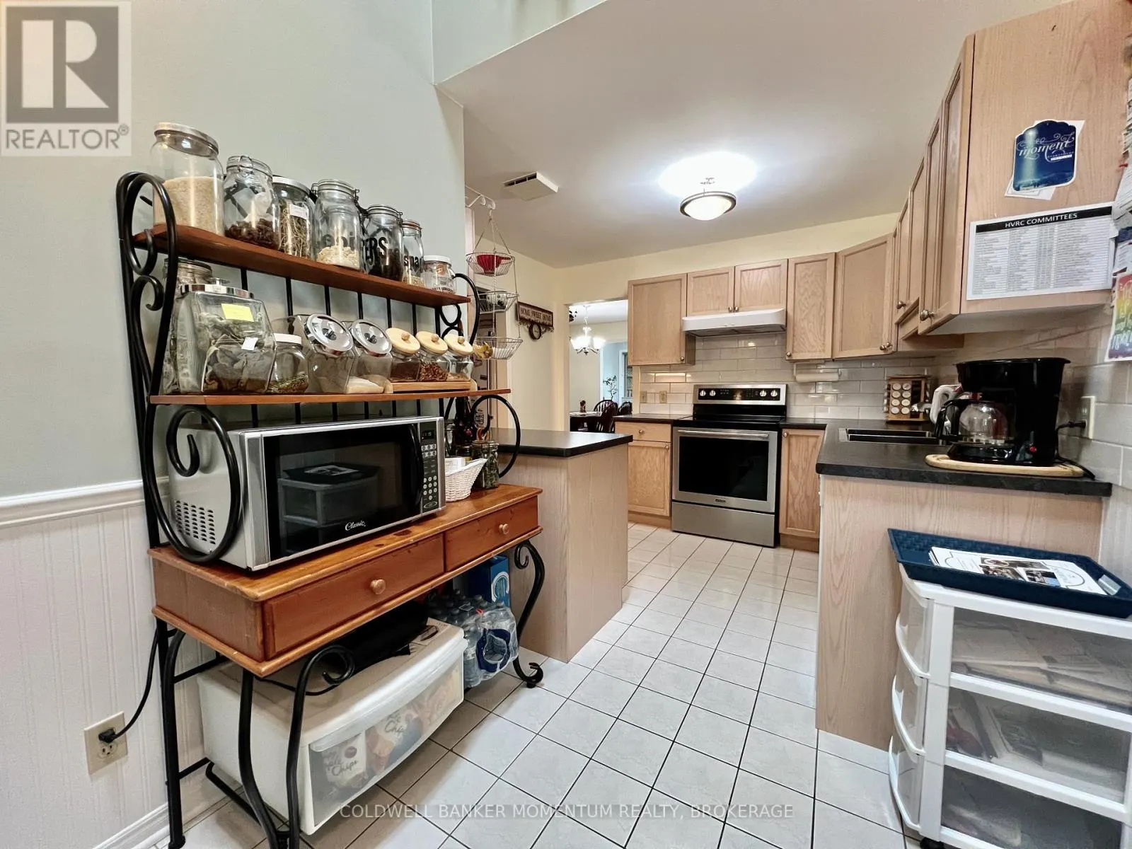1 - 4114-1 BUTTERNUT COURT, #1