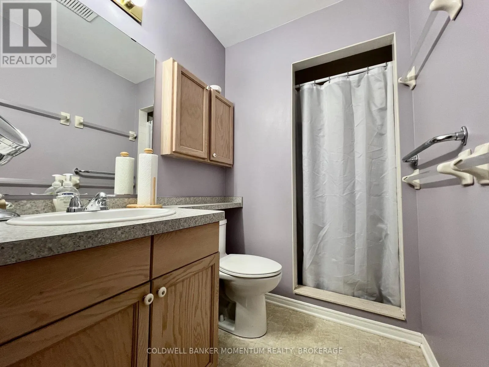 1 - 4114-1 BUTTERNUT COURT, #1