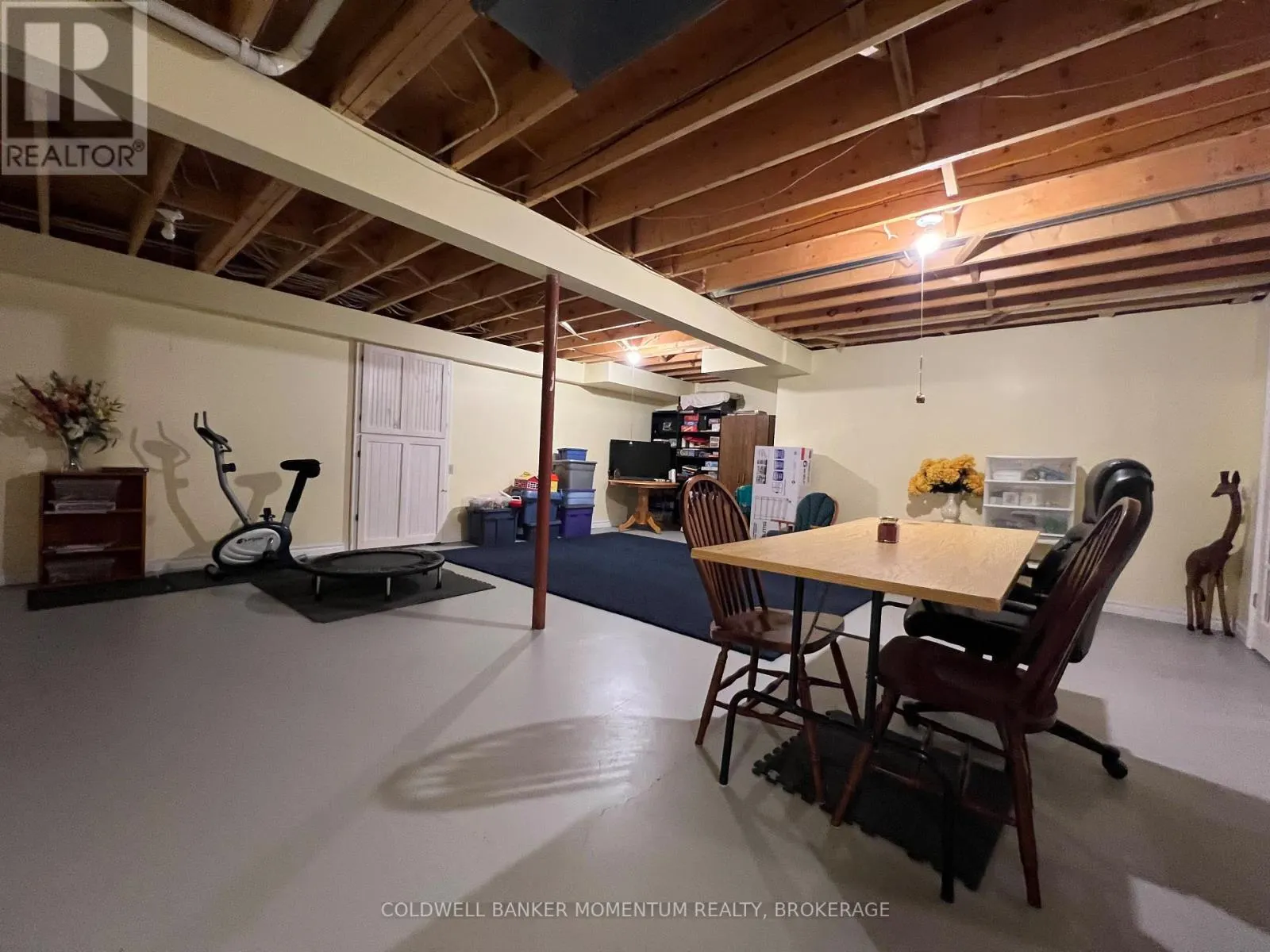 1 - 4114-1 BUTTERNUT COURT, #1