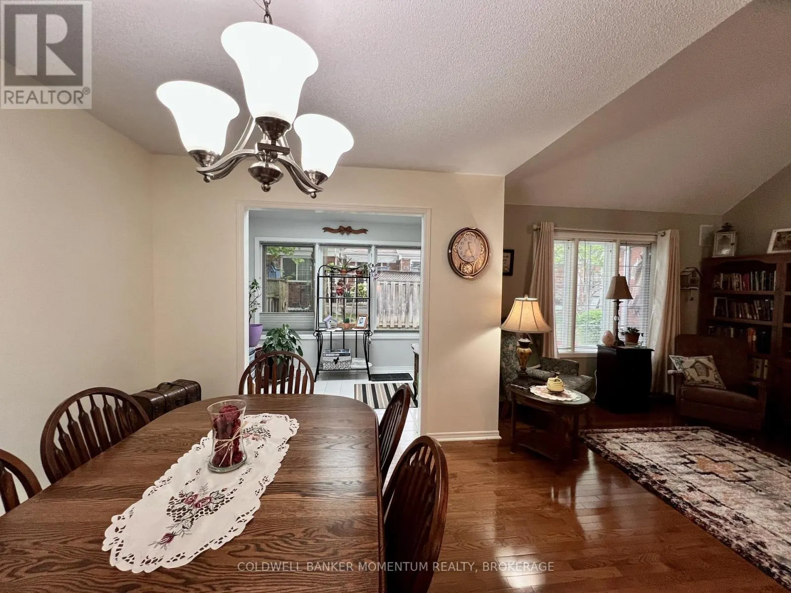 1 - 4114-1 BUTTERNUT COURT, #1