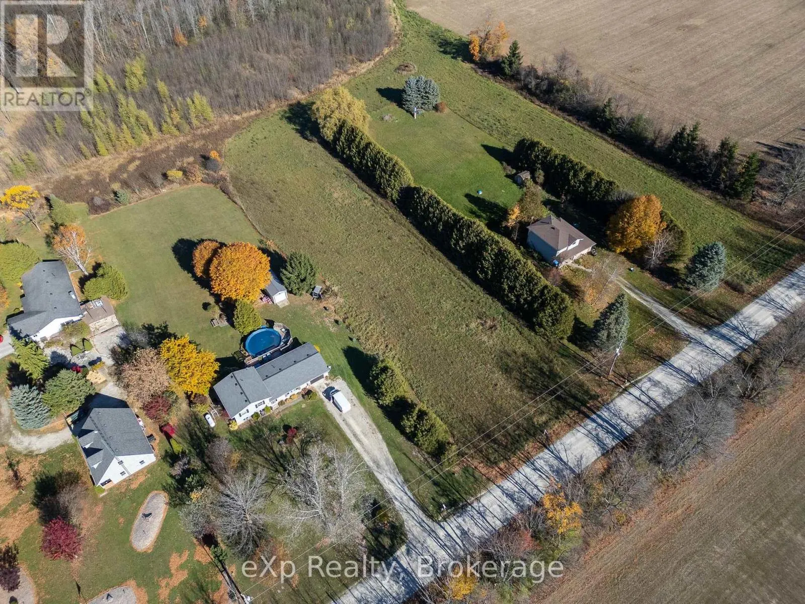264011 24 SIDE ROAD