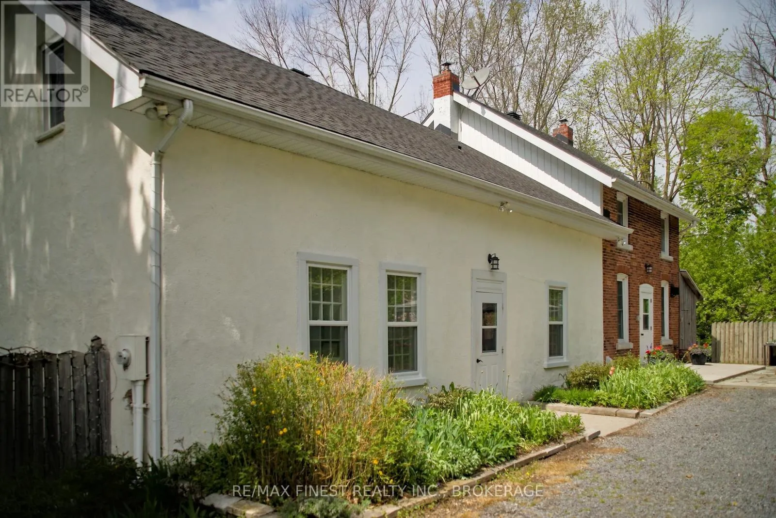2750 FRONT ROAD