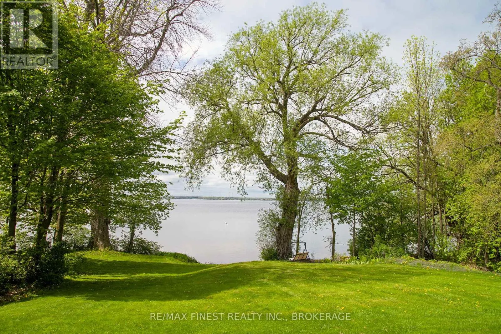 2750 FRONT ROAD