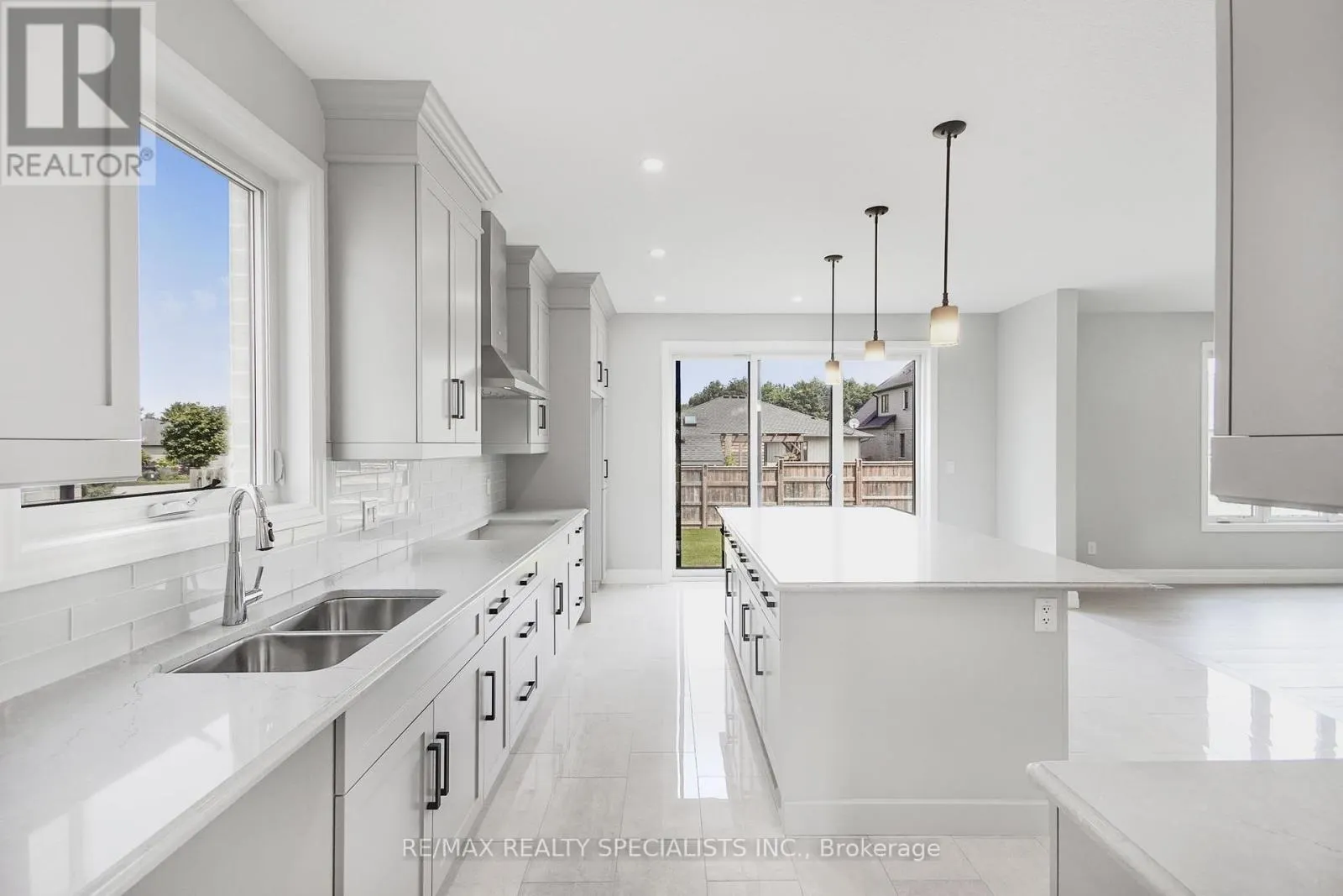 30 SYCAMORE DRIVE N
