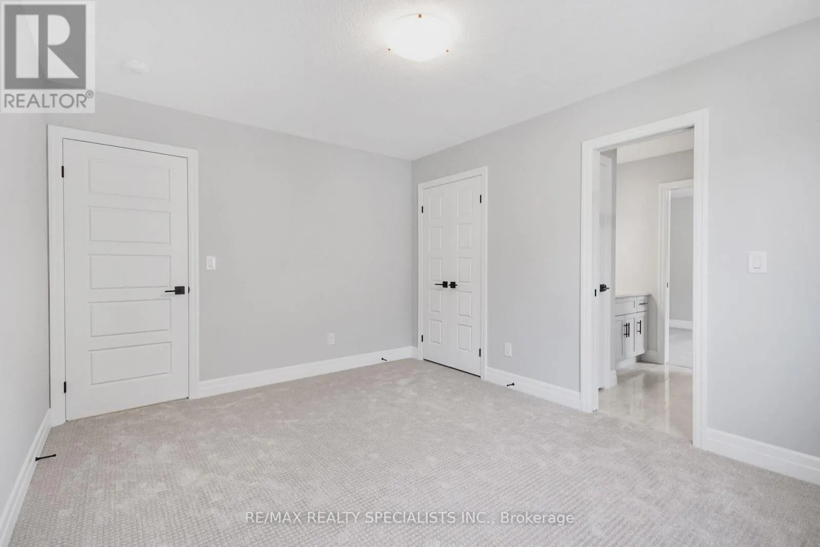 30 SYCAMORE DRIVE N