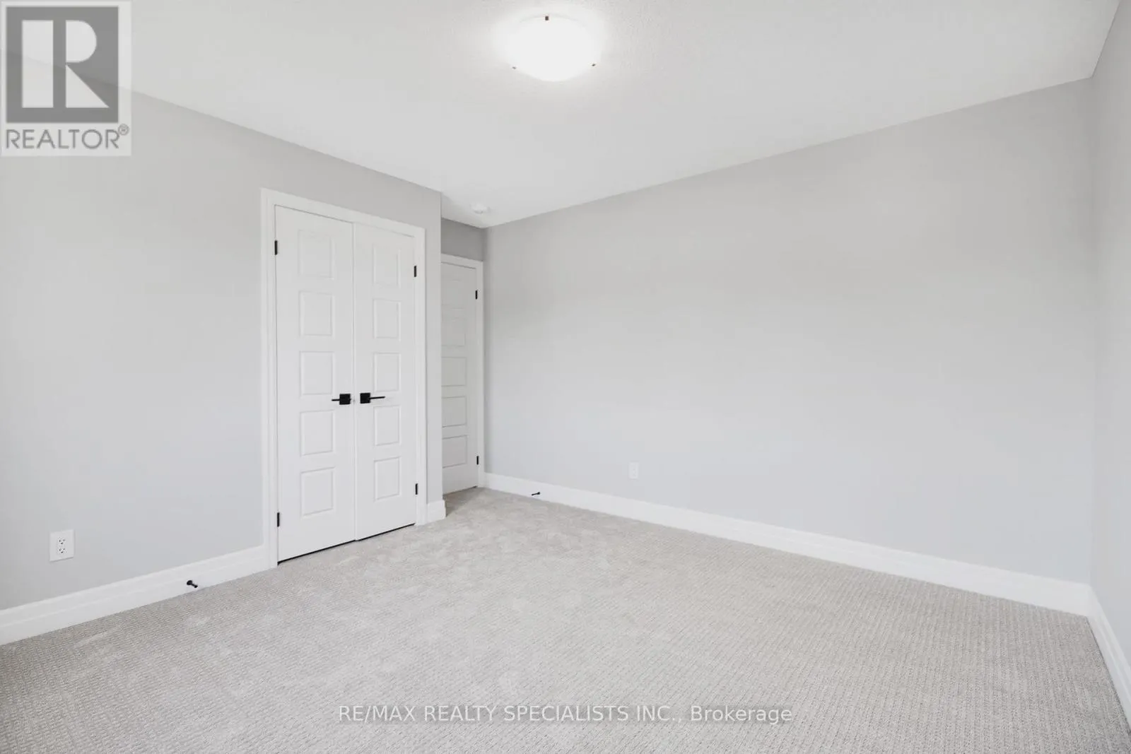 30 SYCAMORE DRIVE N