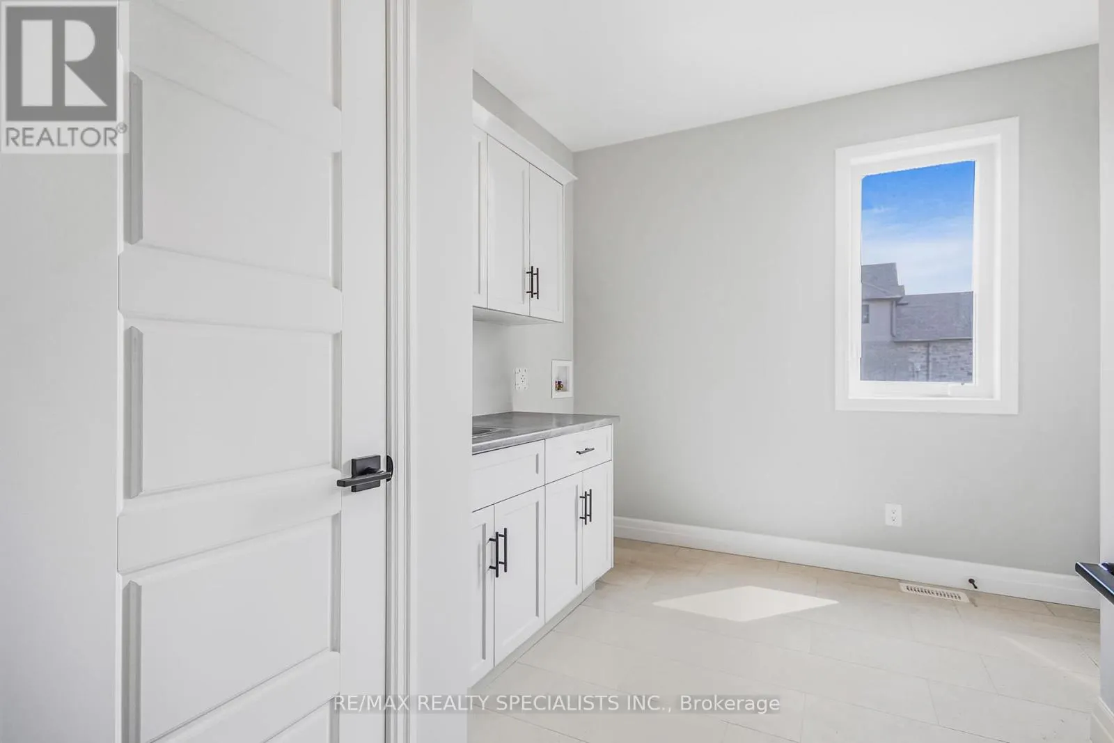 30 SYCAMORE DRIVE N