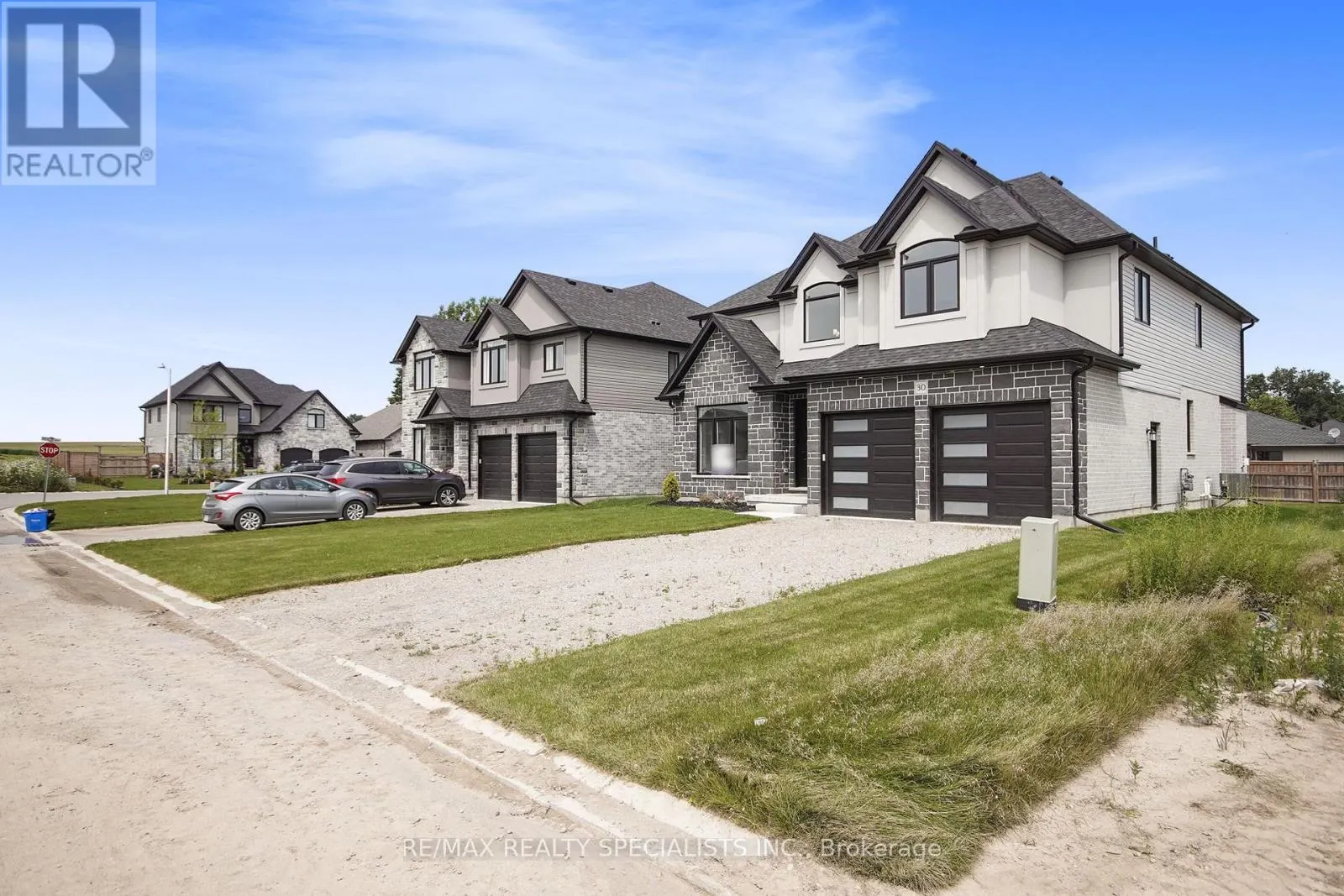 30 SYCAMORE DRIVE N