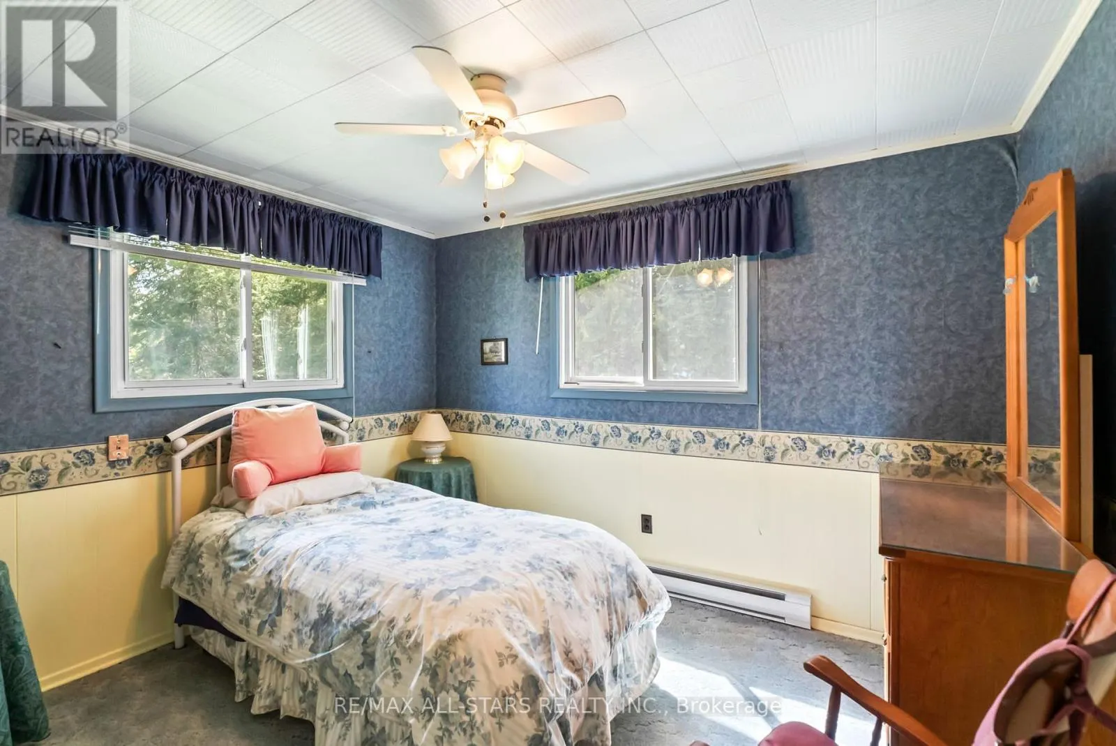 104 TRENT CANAL ROAD