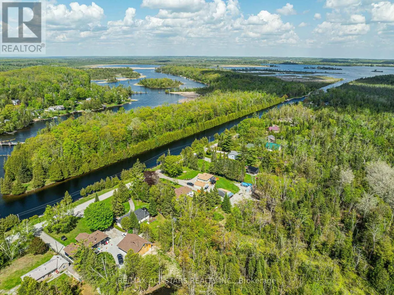 104 TRENT CANAL ROAD