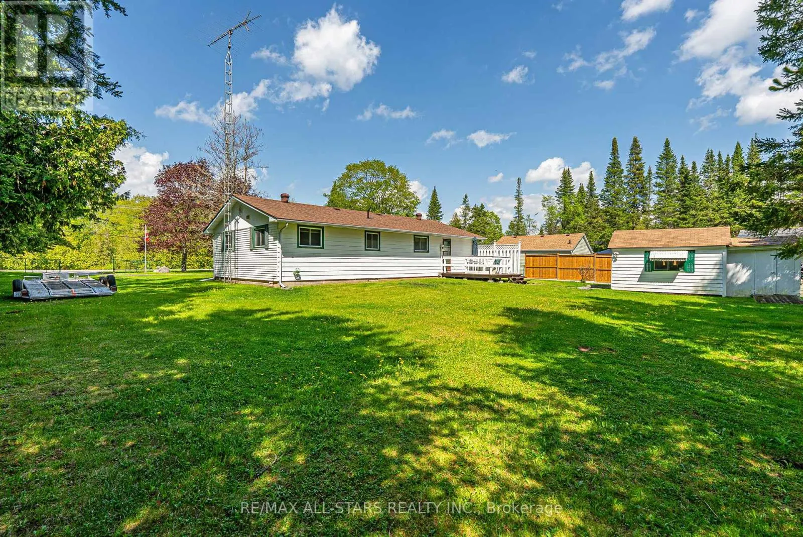 104 TRENT CANAL ROAD