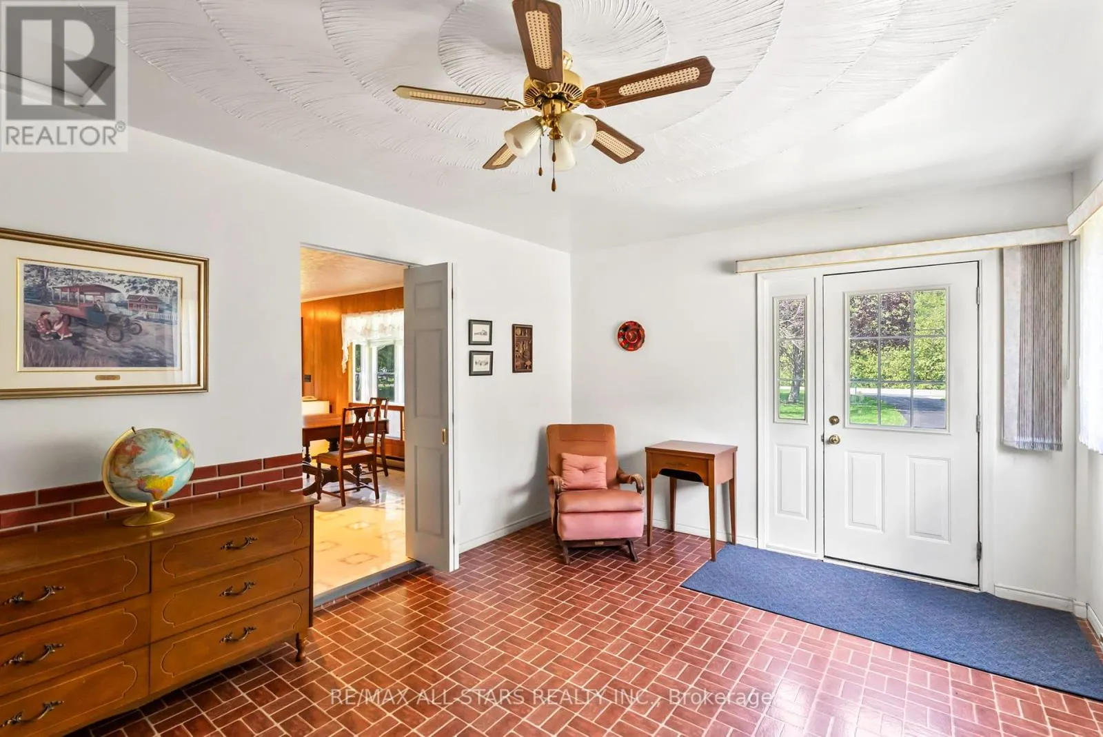 104 TRENT CANAL ROAD