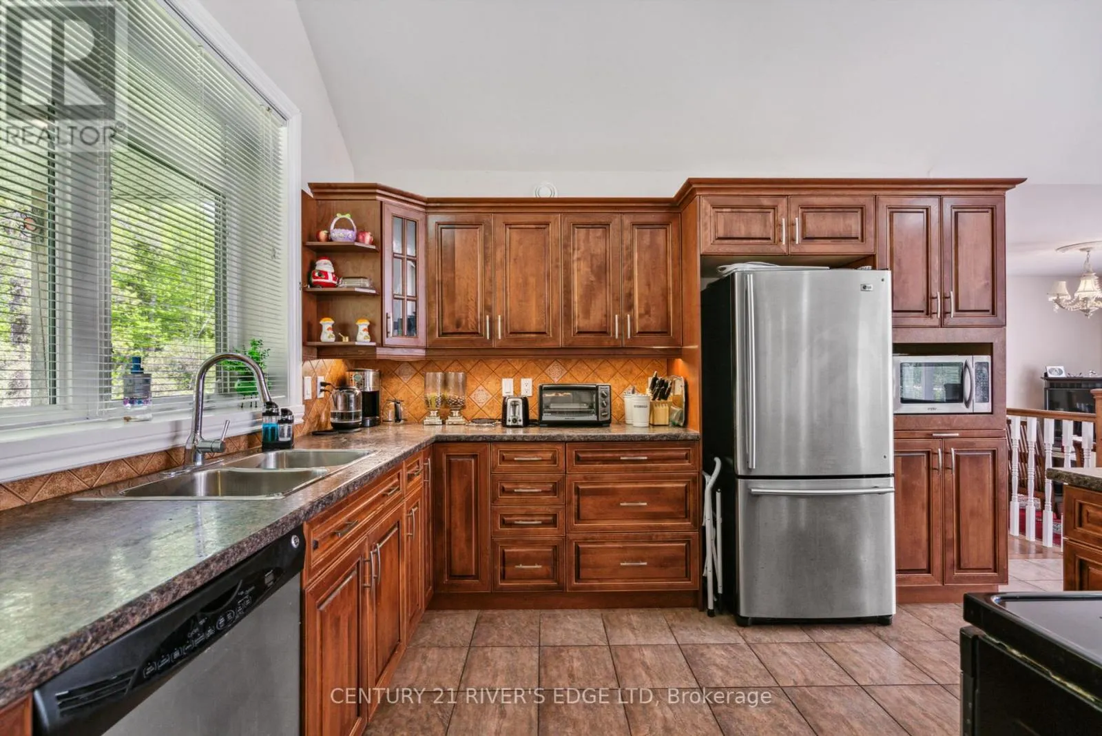 139 OLD RIVER ROAD