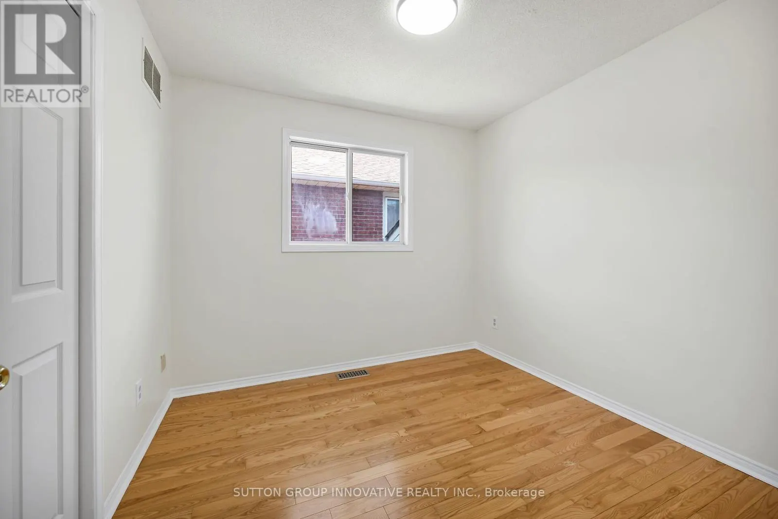 107 LEGGETT CRESCENT