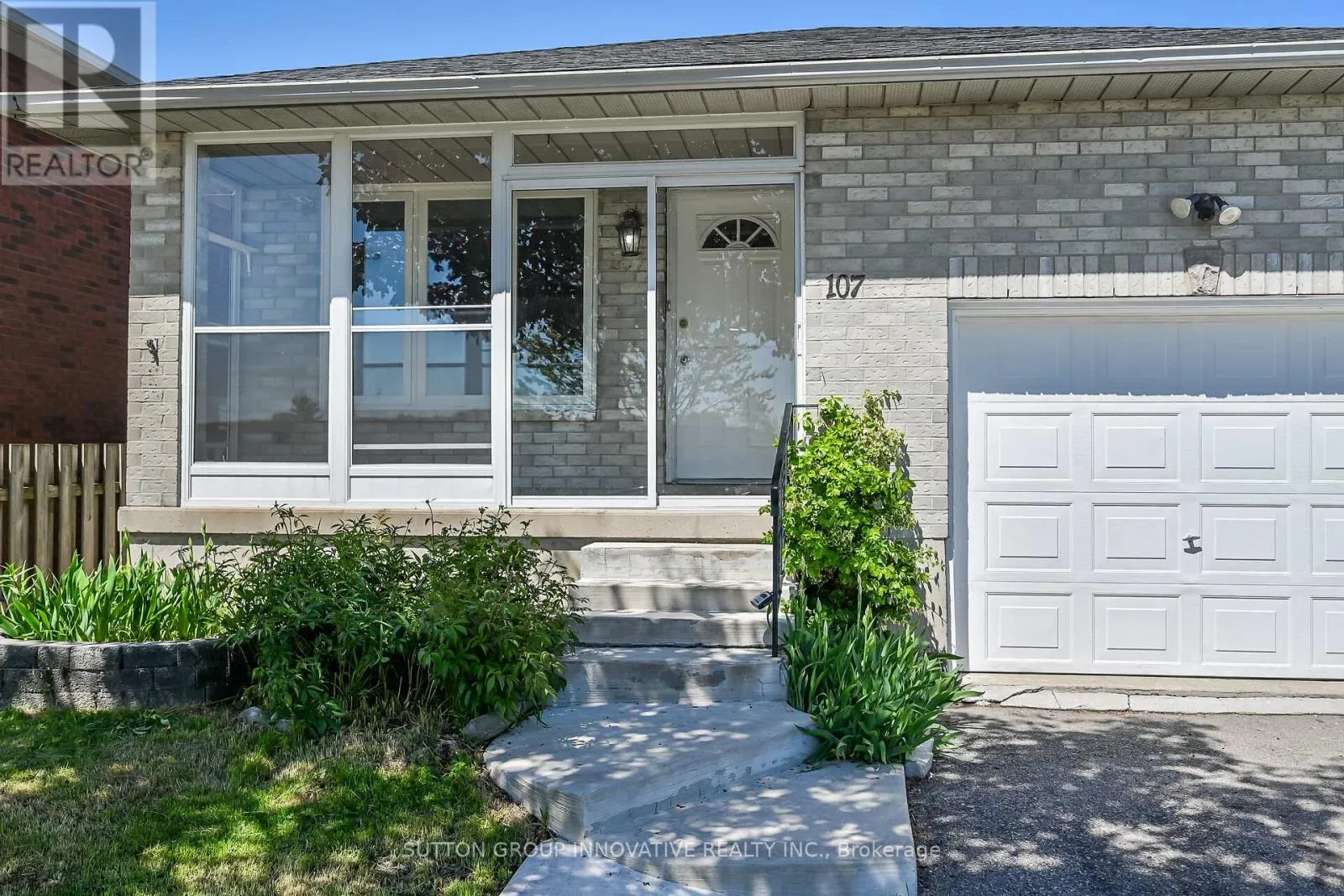 107 LEGGETT CRESCENT