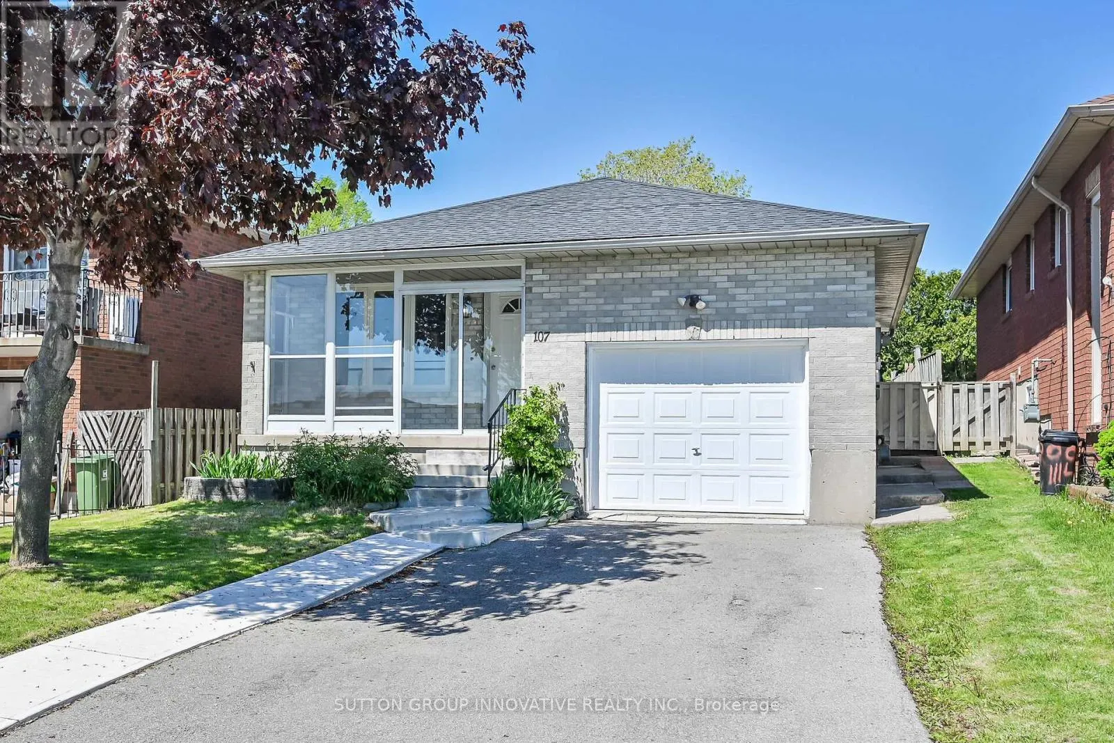 107 LEGGETT CRESCENT