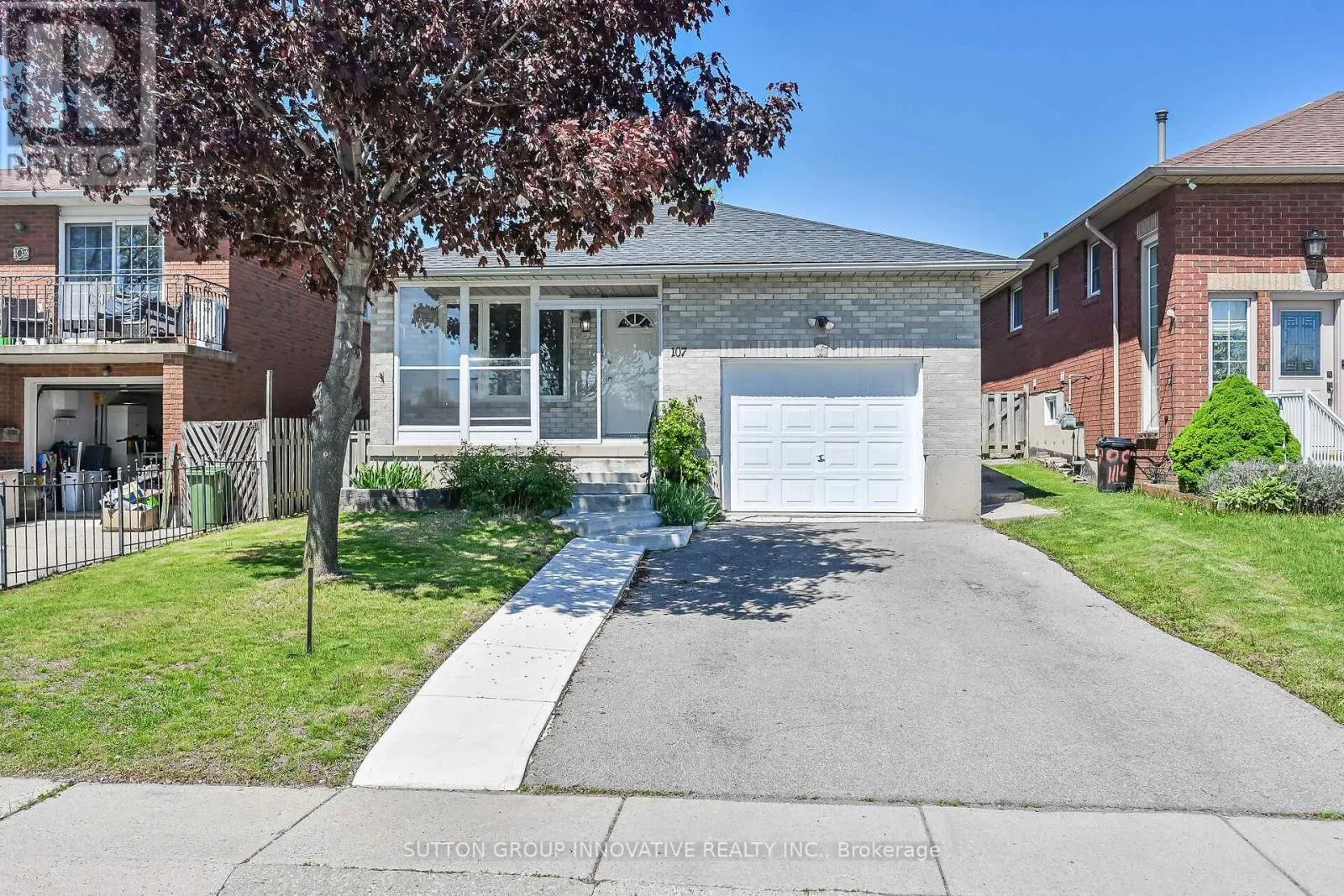 107 LEGGETT CRESCENT