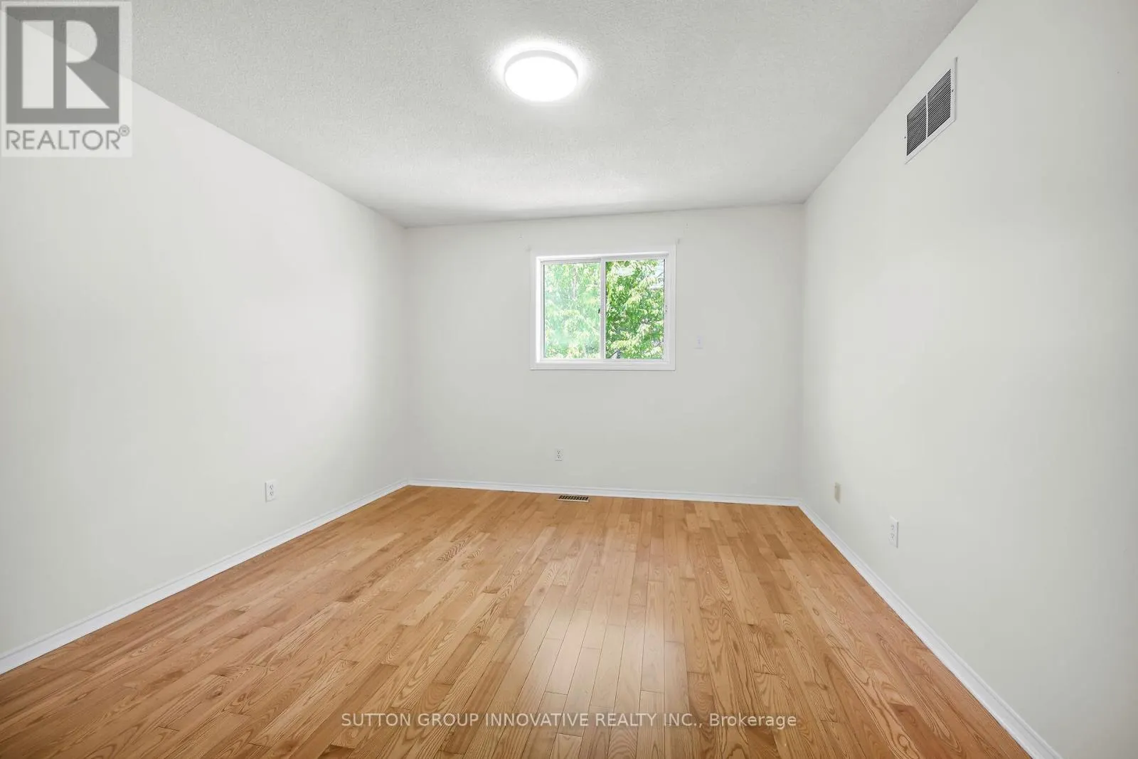 107 LEGGETT CRESCENT