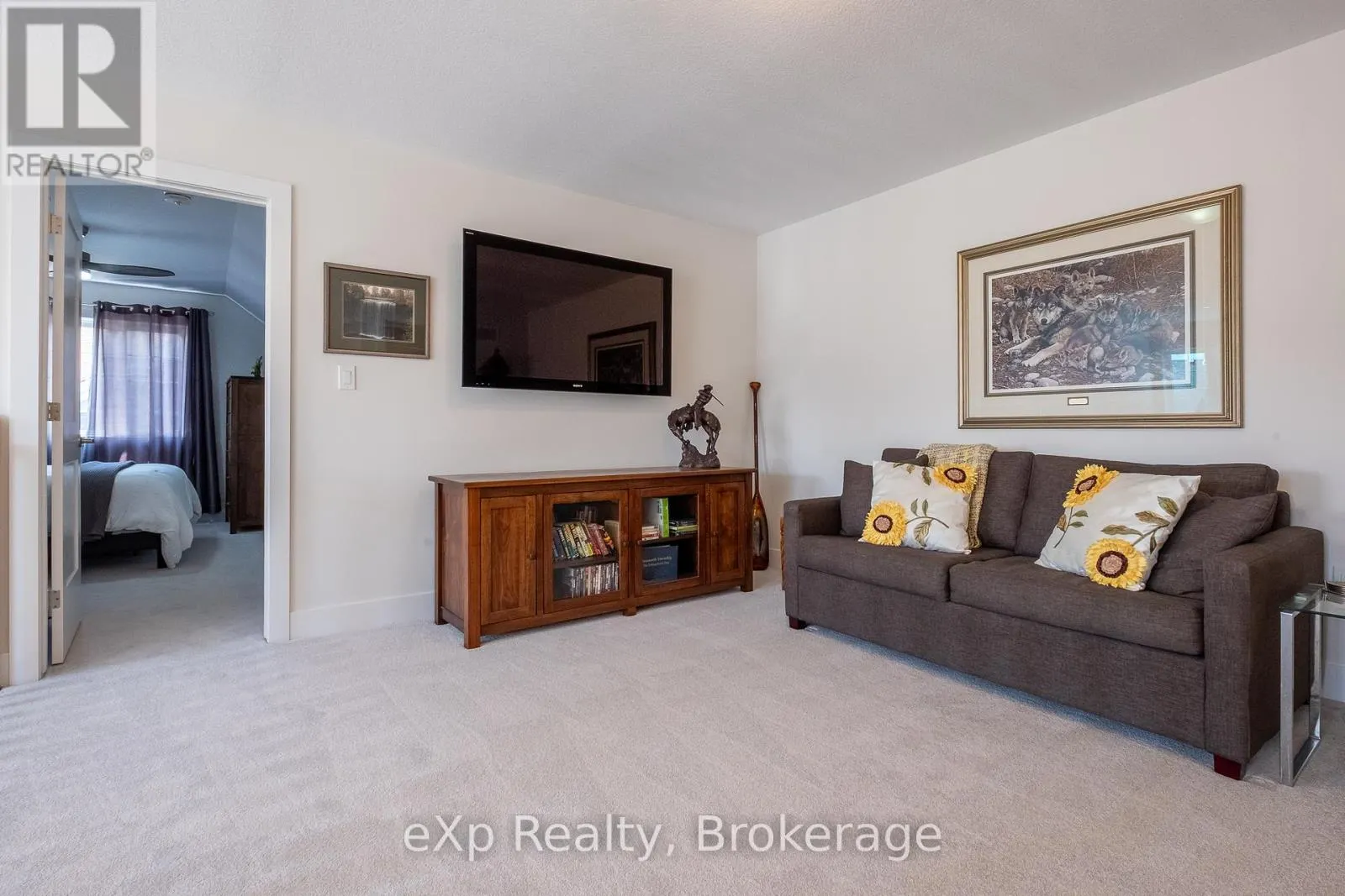 300 SANDPIPER LANE