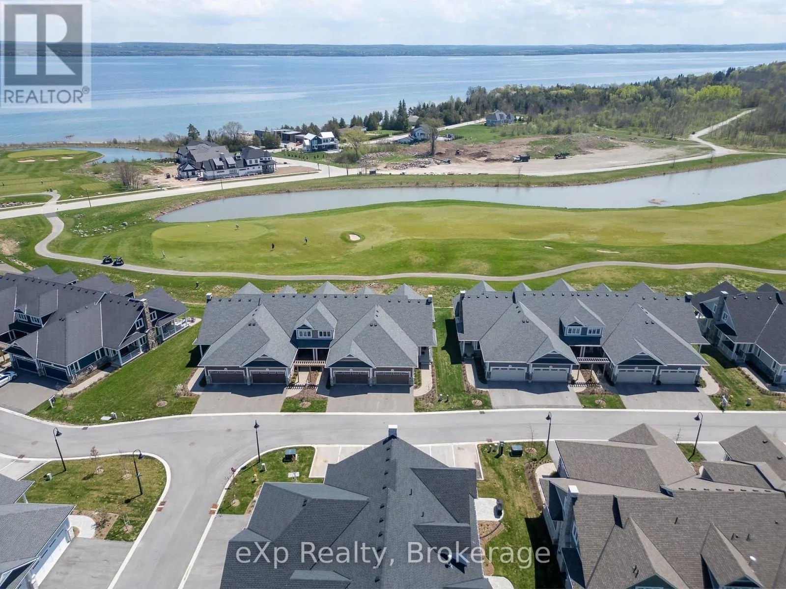 300 SANDPIPER LANE