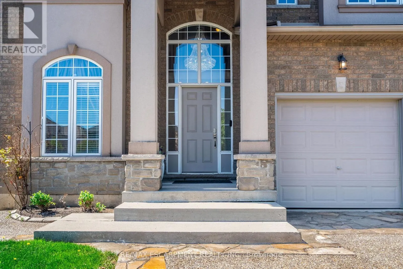 24 EDGECROFT CRESCENT