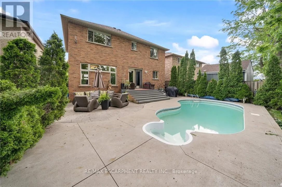 786 UPPER HORNING ROAD